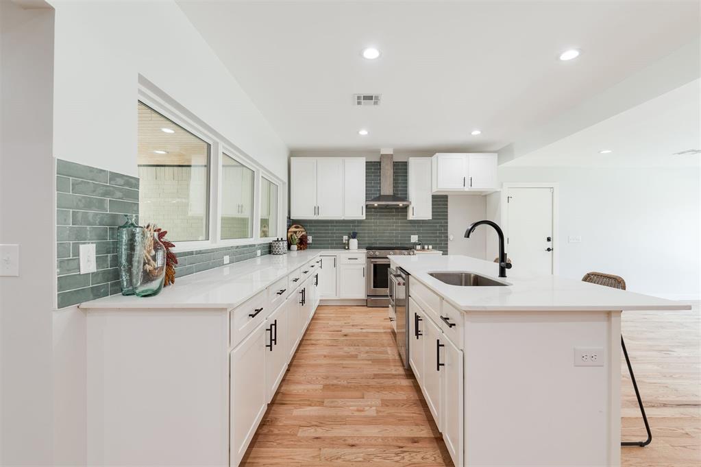 9613 Greystone Avenue