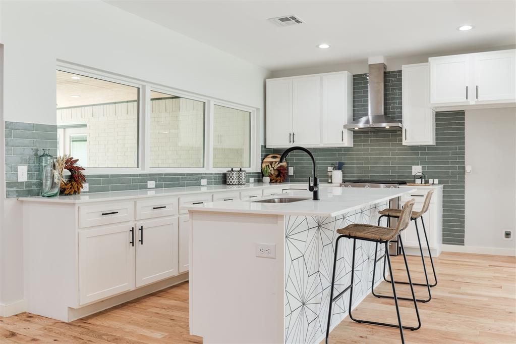 9613 Greystone Avenue