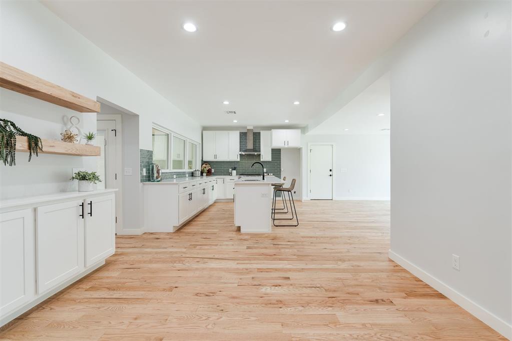 9613 Greystone Avenue