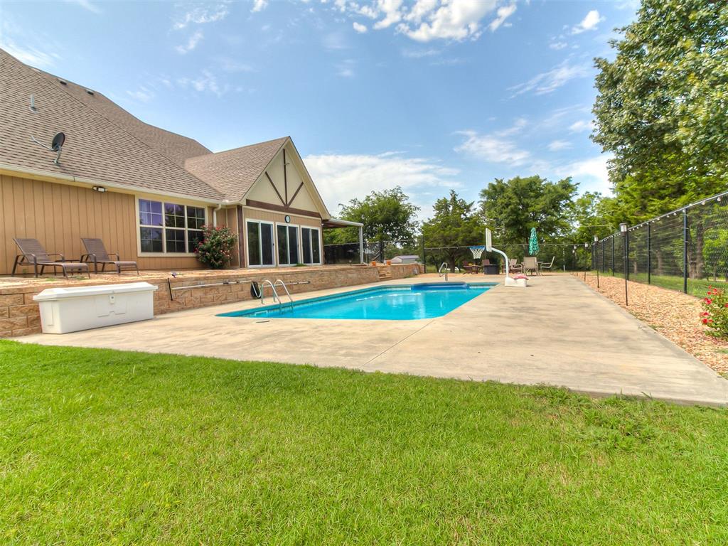 1621 Ponderosa Drive