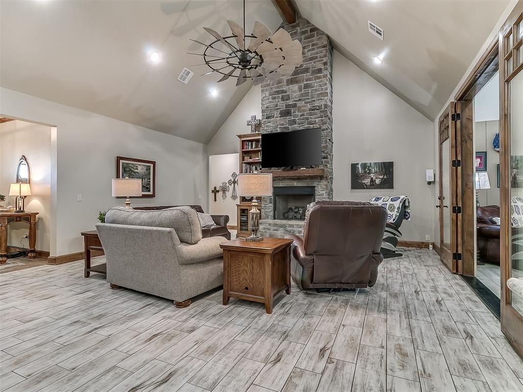 1621 Ponderosa Drive