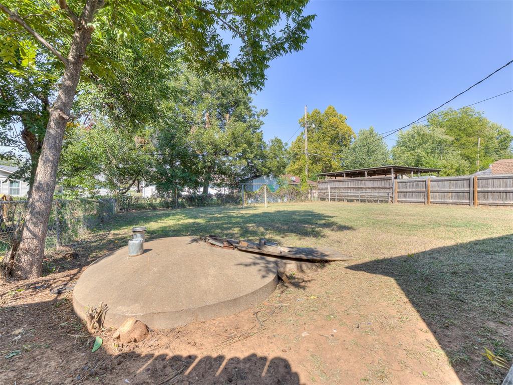 1033 Holly Lane