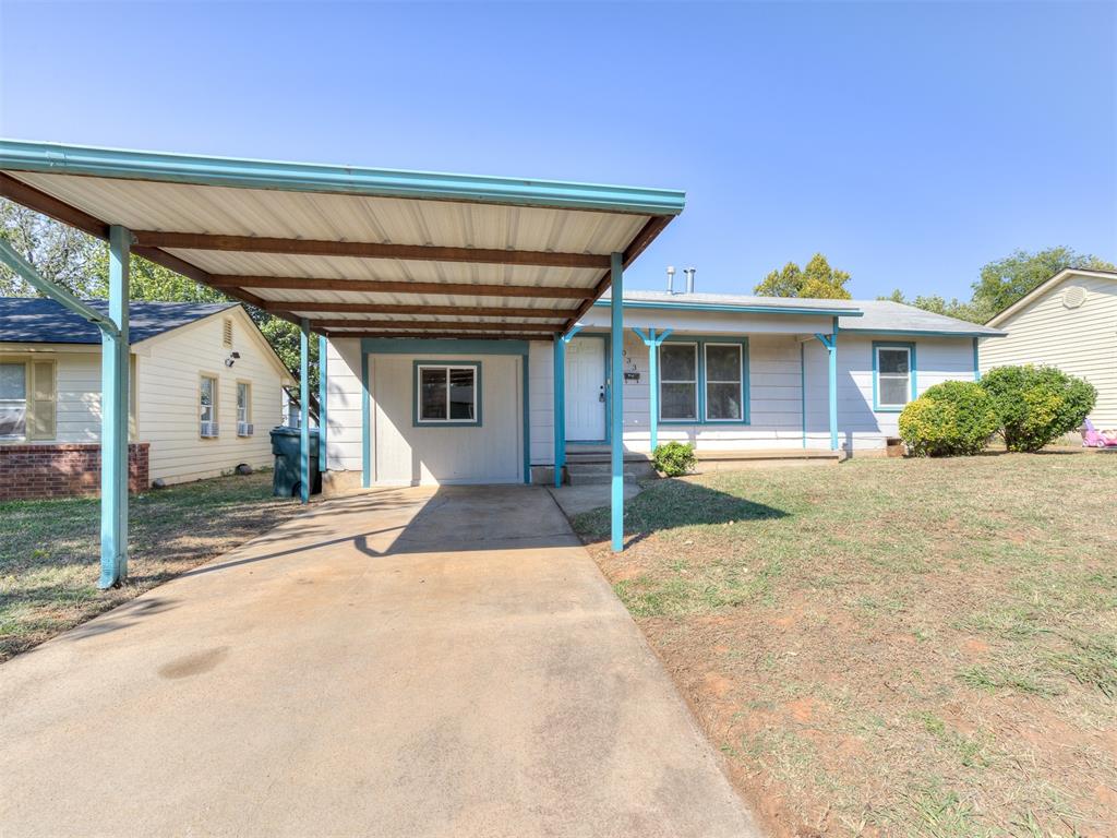 1033 Holly Lane