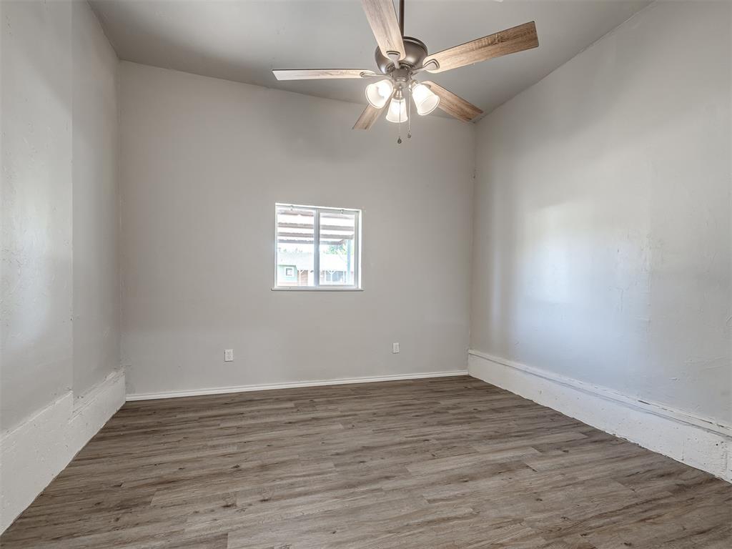1033 Holly Lane