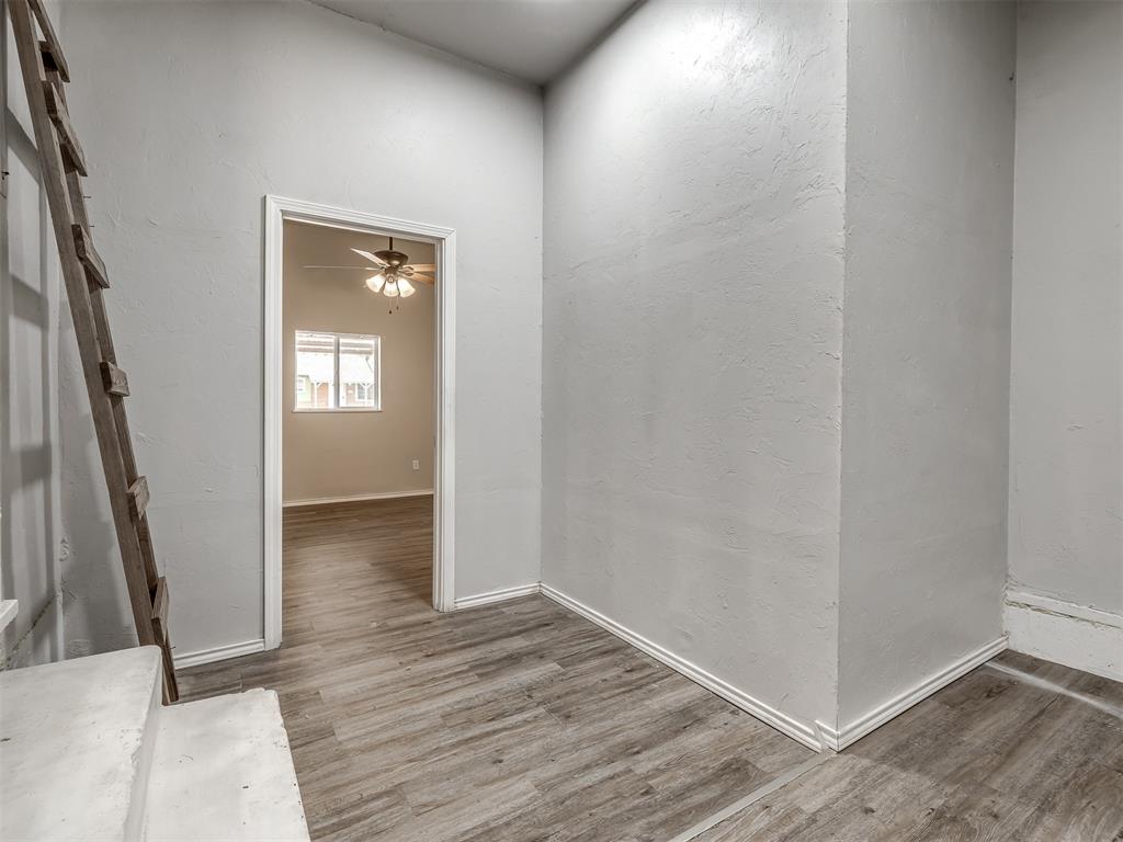 1033 Holly Lane
