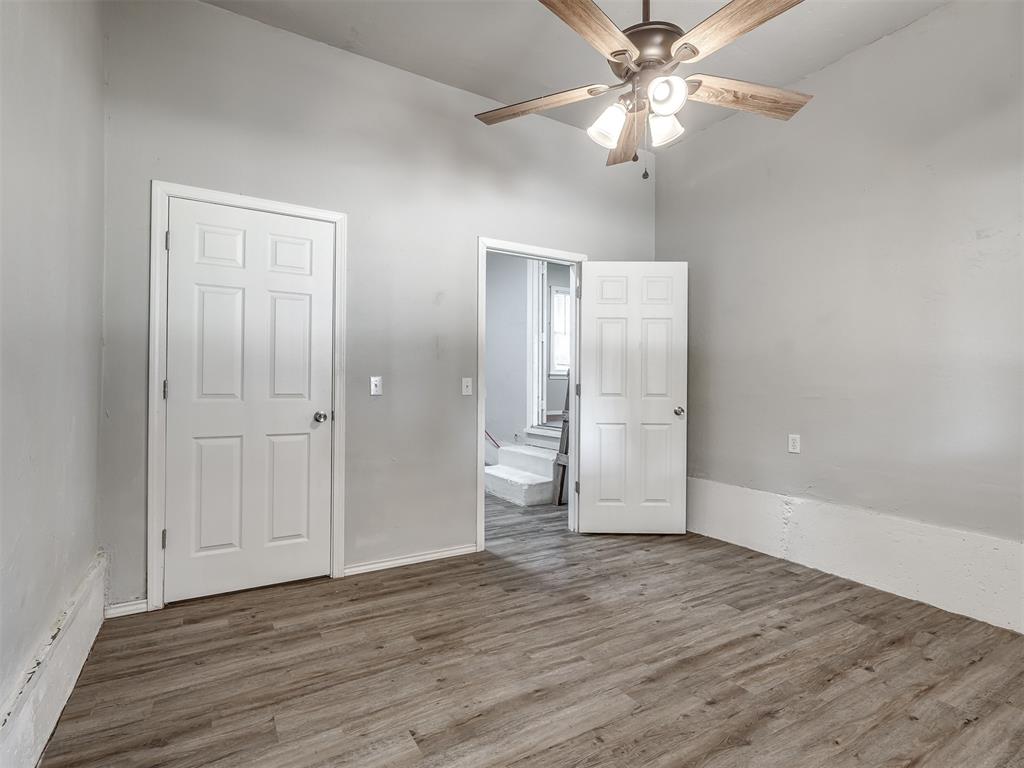1033 Holly Lane