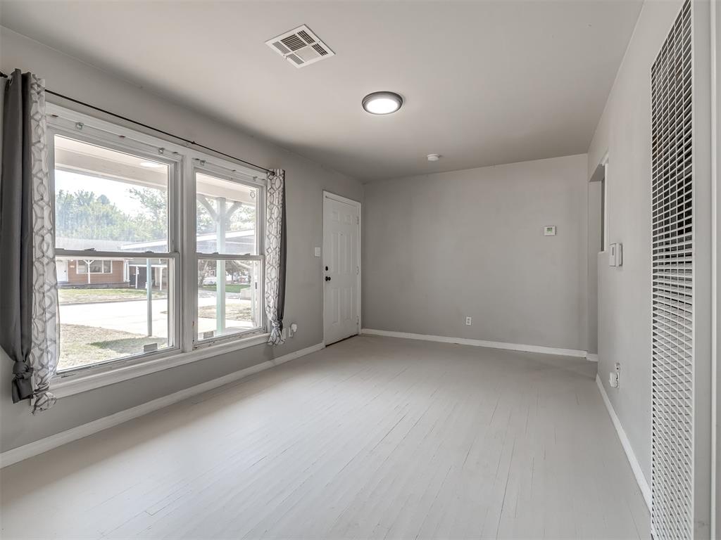 1033 Holly Lane
