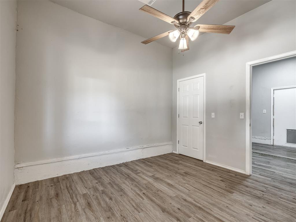 1033 Holly Lane