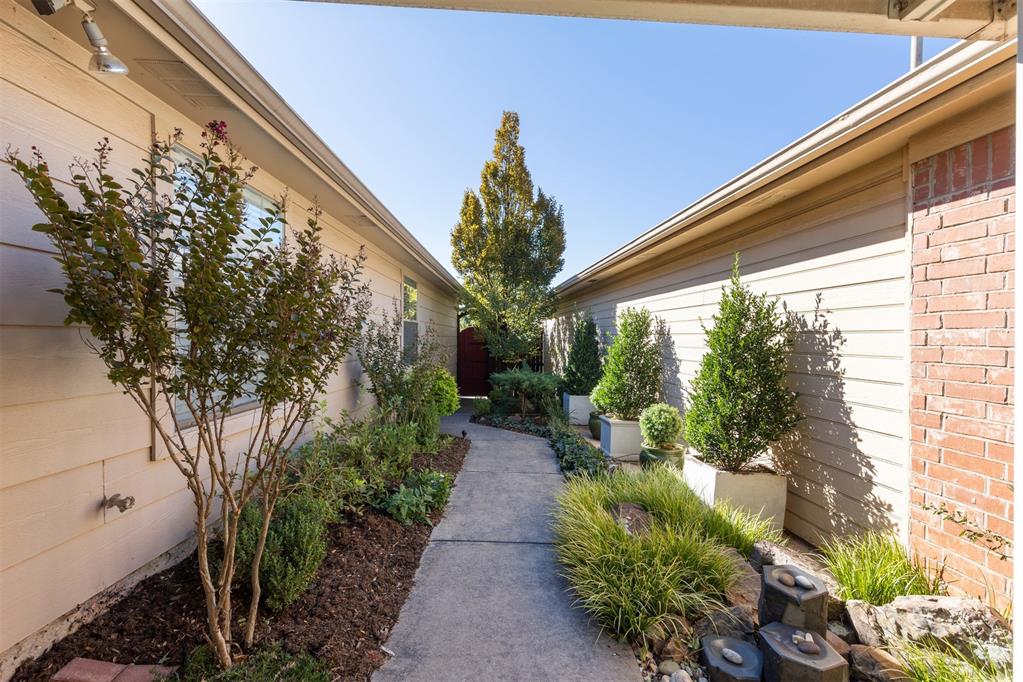 2724 Tealwood Drive