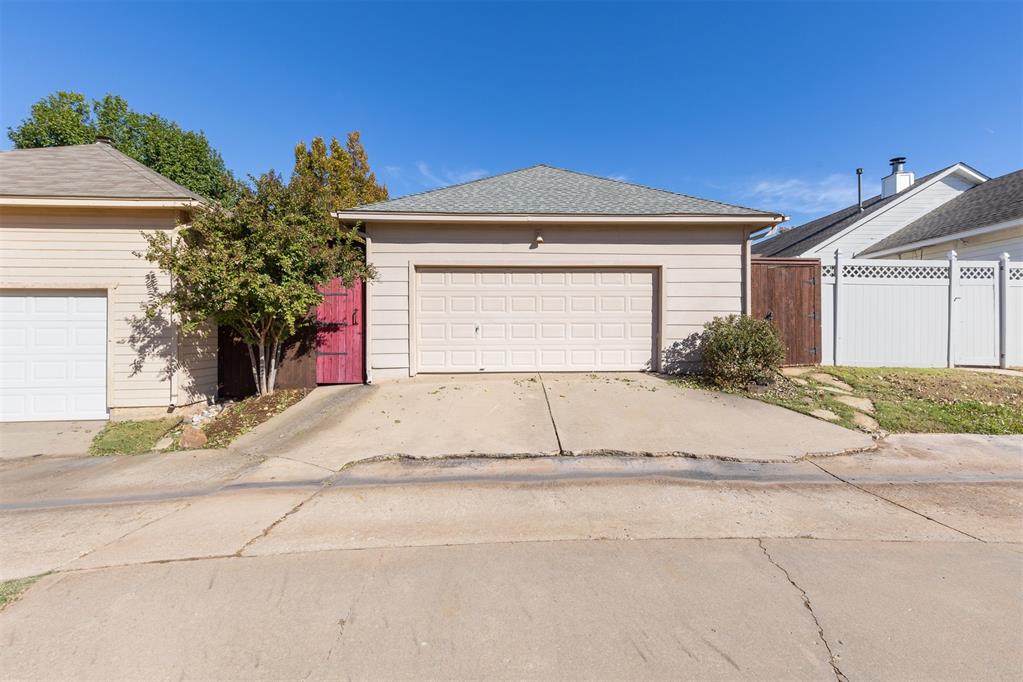 2724 Tealwood Drive