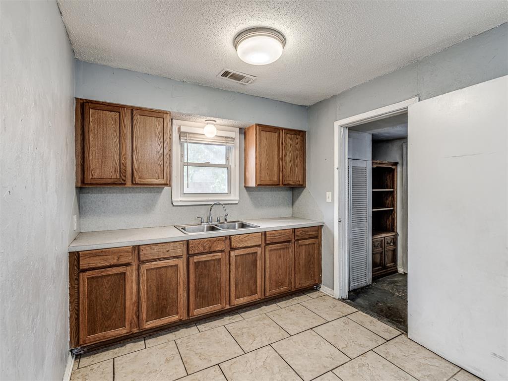 7007 NW 48th Street