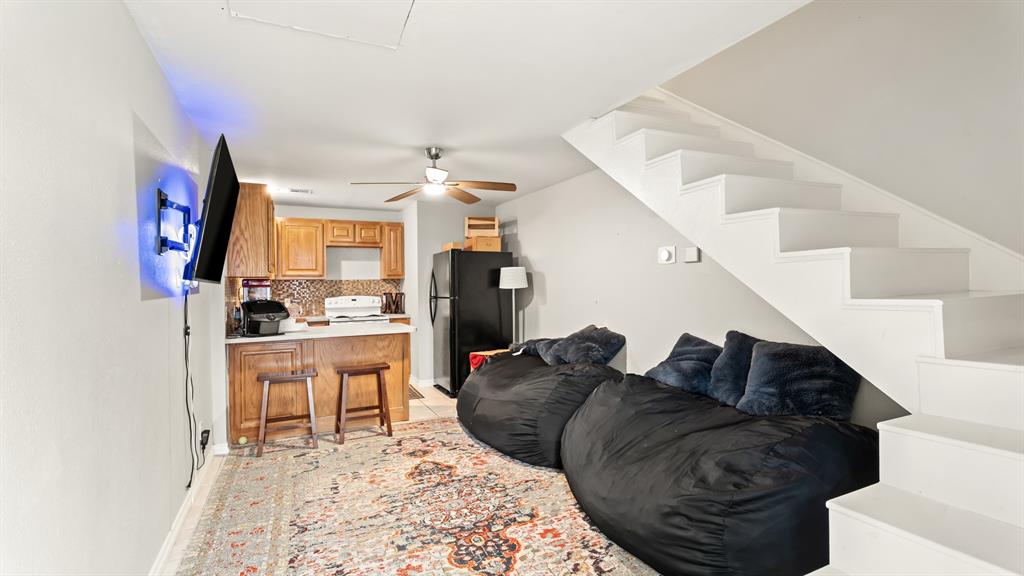 3608 Meadow Lane