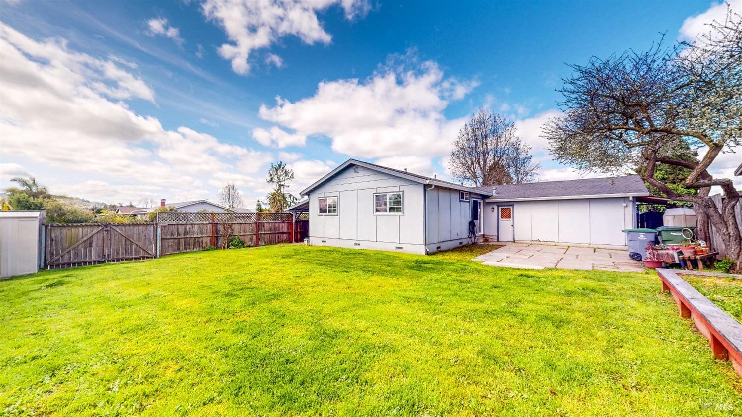 1324 Saint Francis Dr