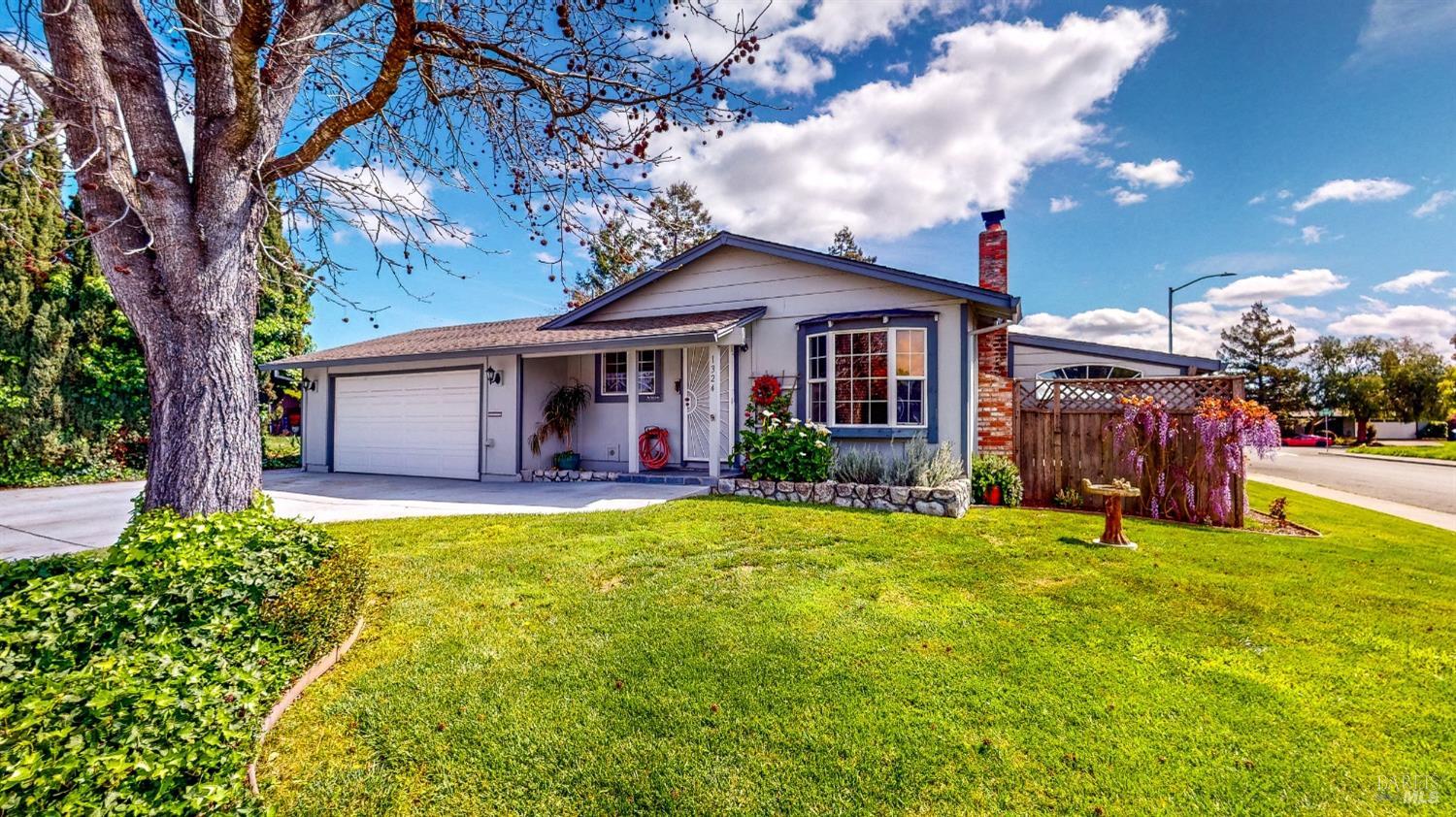 1324 Saint Francis Dr