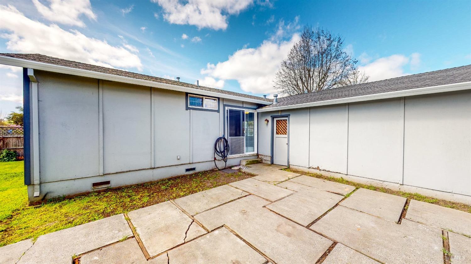 1324 Saint Francis Dr