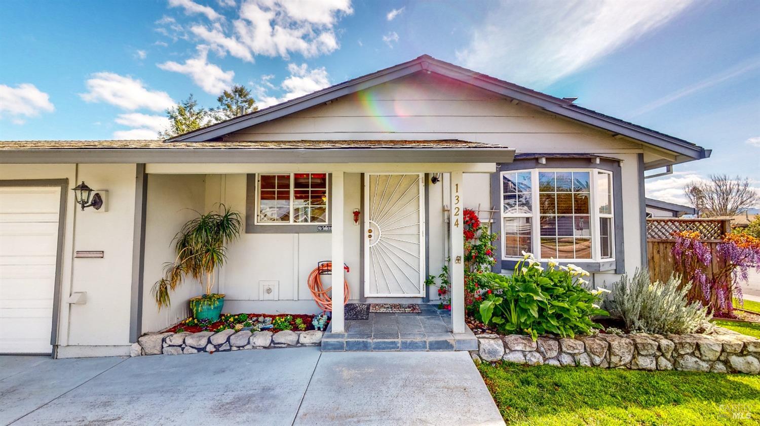 1324 Saint Francis Dr