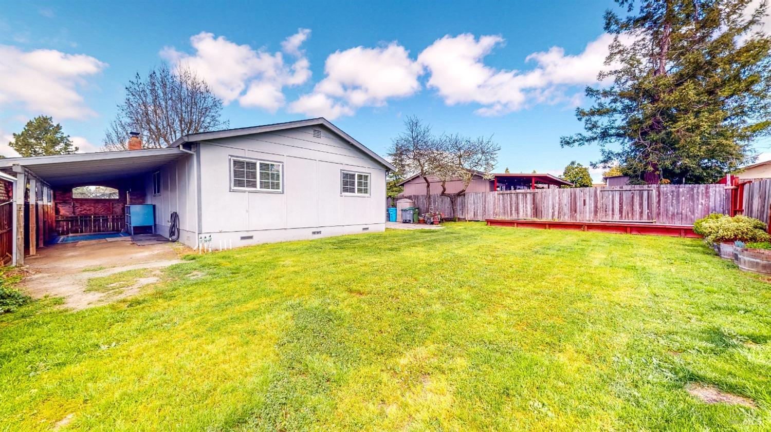 1324 Saint Francis Dr