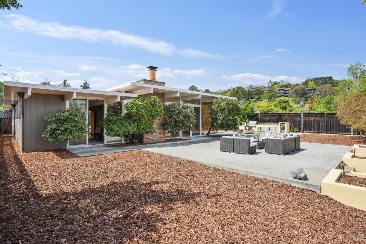 15 Sao Augustine Way