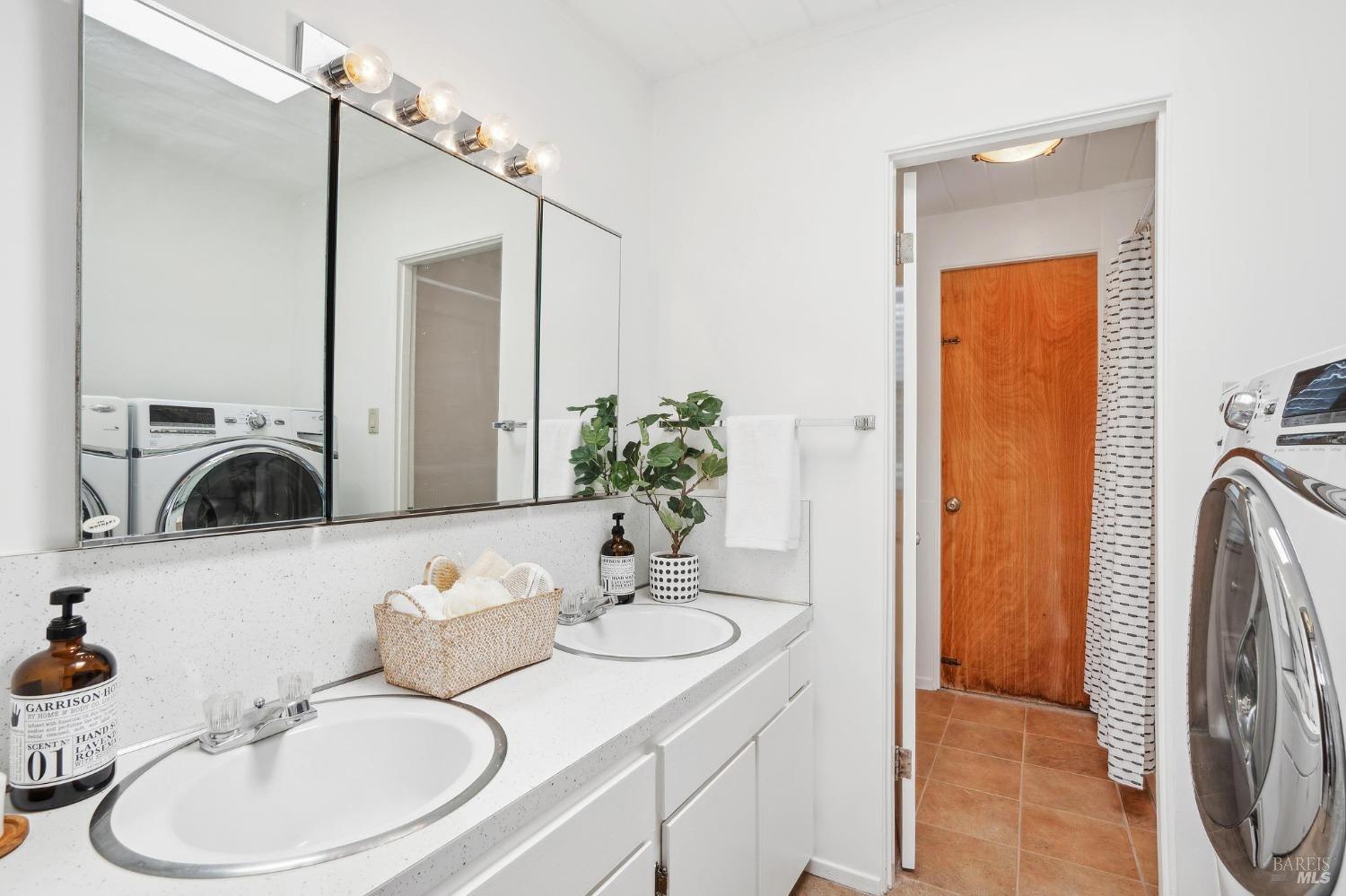 15 Sao Augustine Way