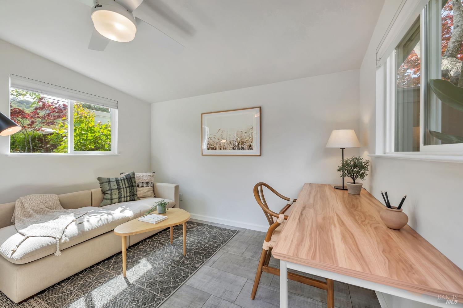 96 Golden Hinde Blvd