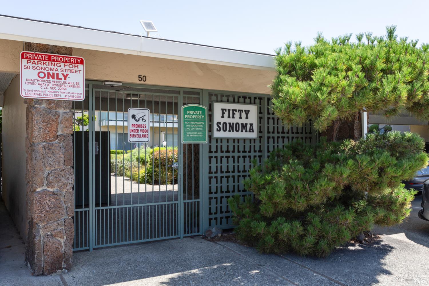 50 Sonoma St #3