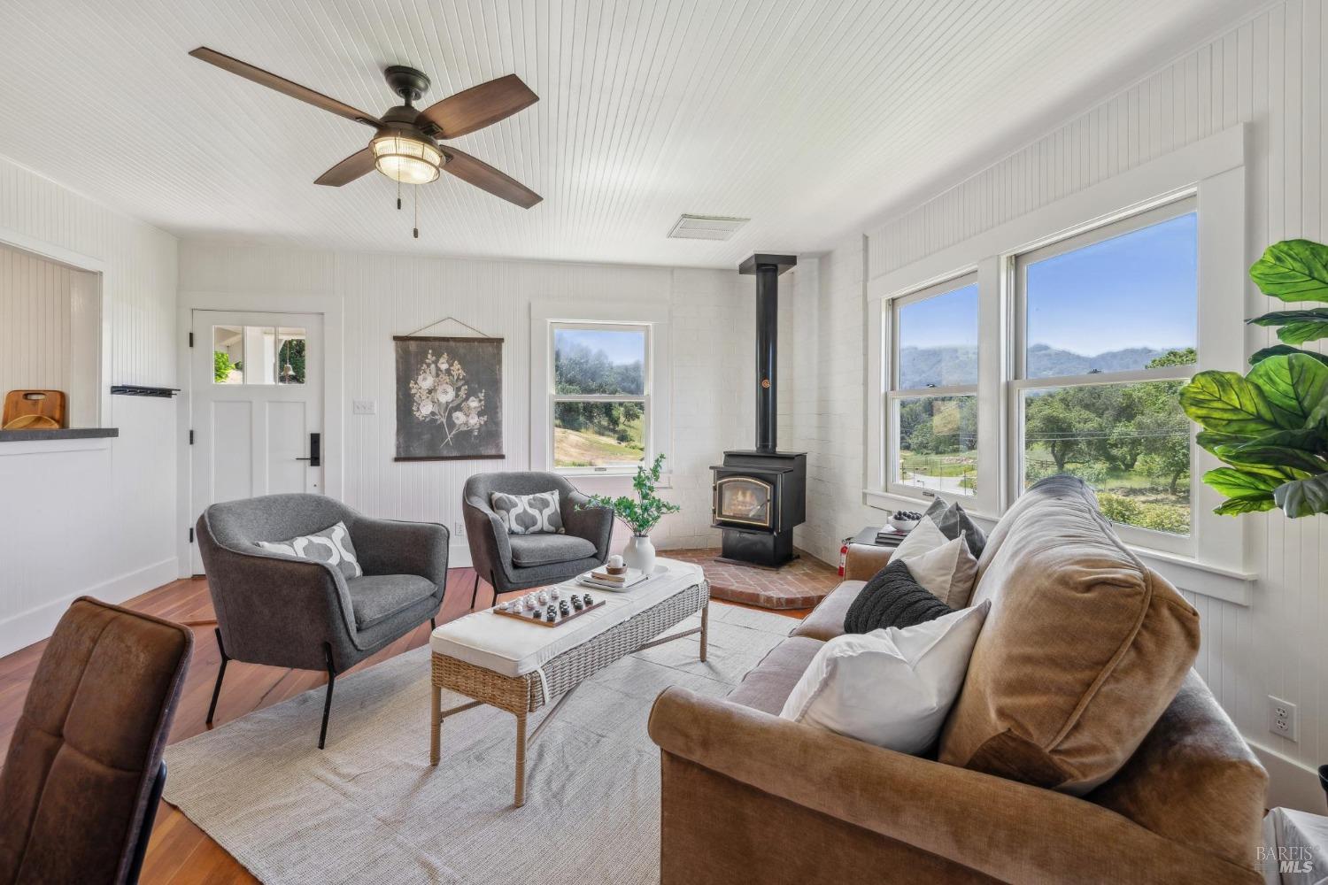 7129 Bennett Valley Rd