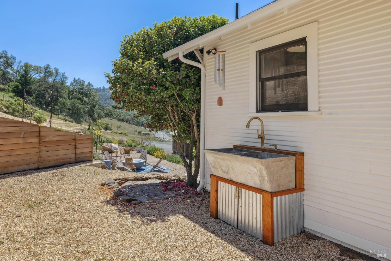 7129 Bennett Valley Rd