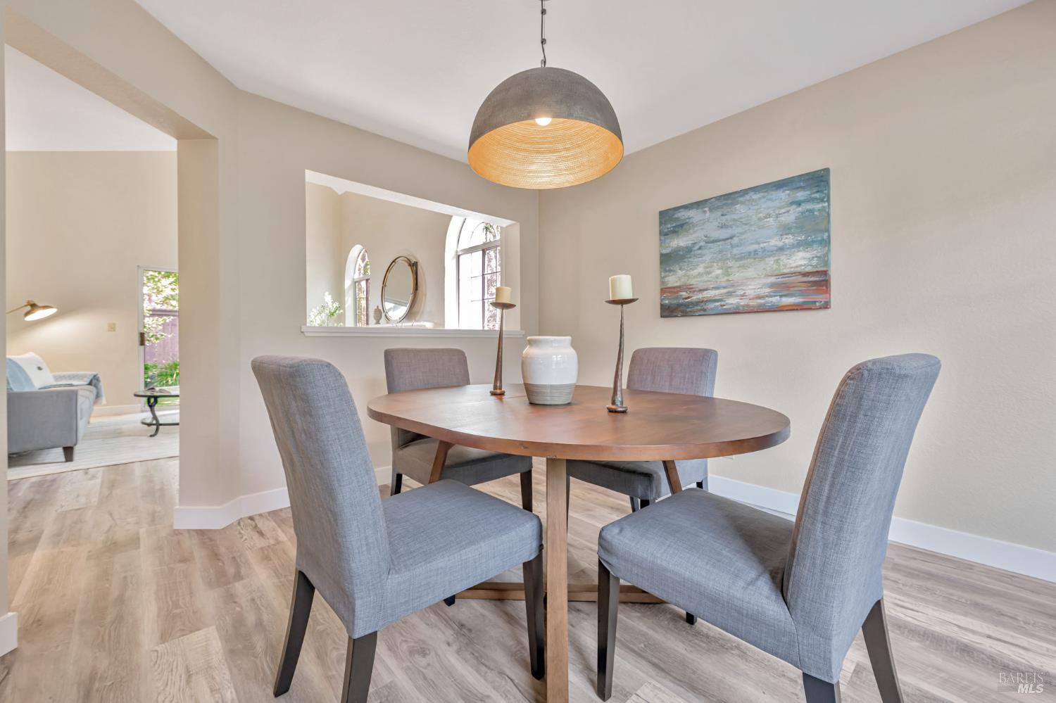 124 Ignacio Valley Cir