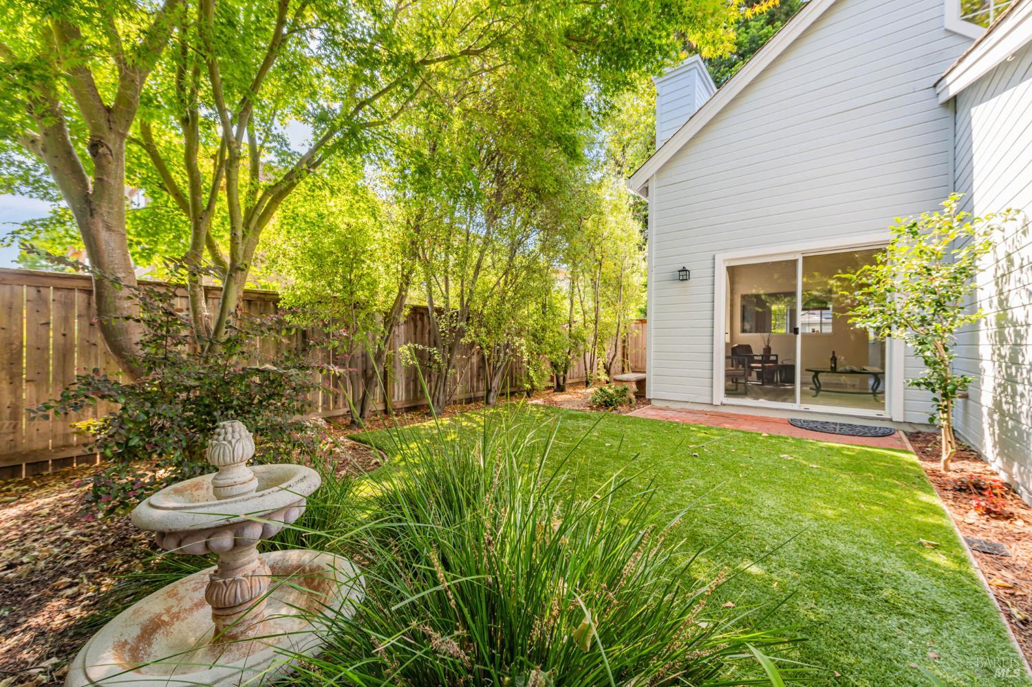 124 Ignacio Valley Cir