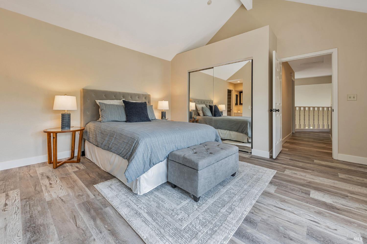 124 Ignacio Valley Cir