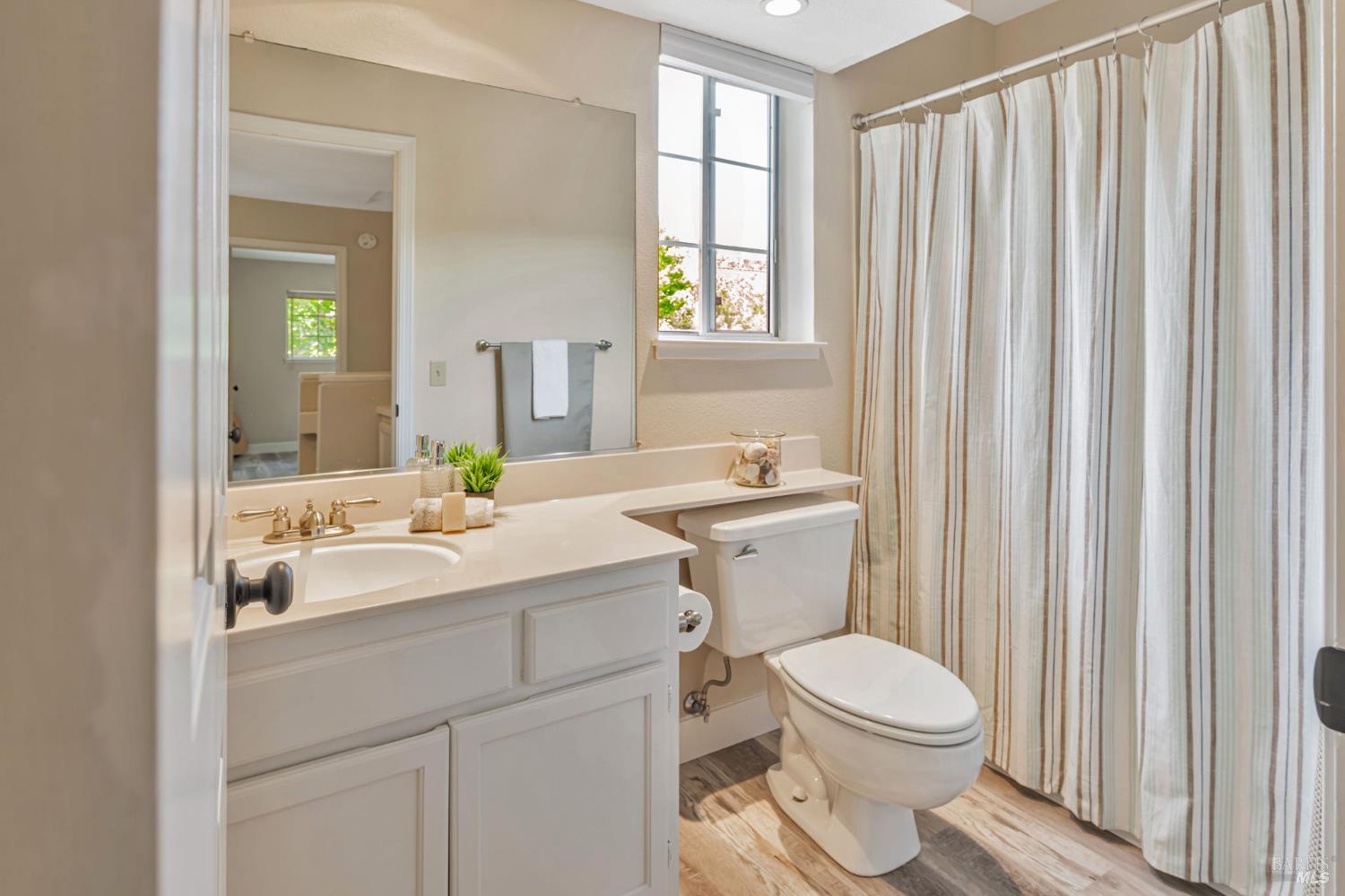 124 Ignacio Valley Cir