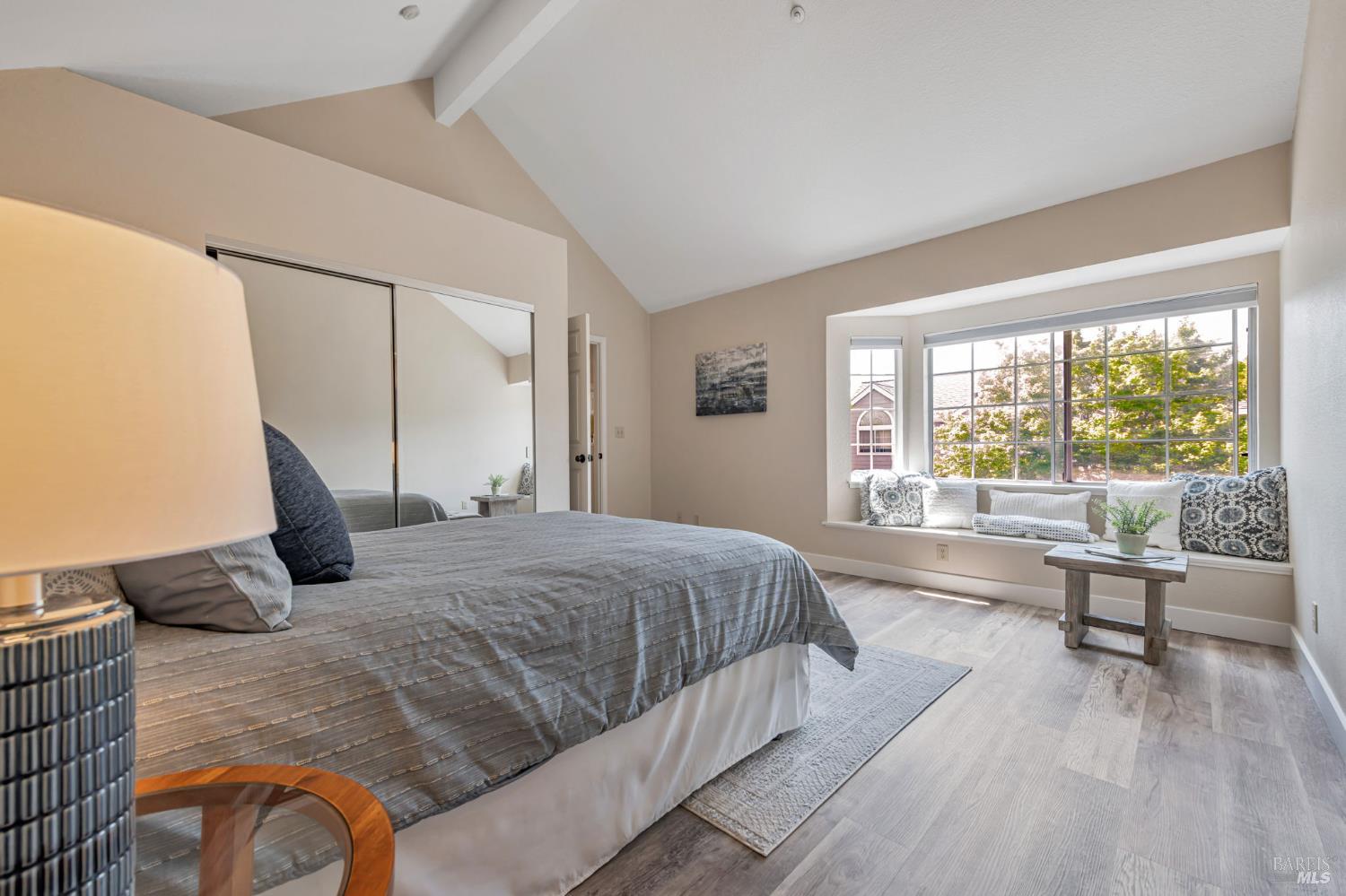 124 Ignacio Valley Cir