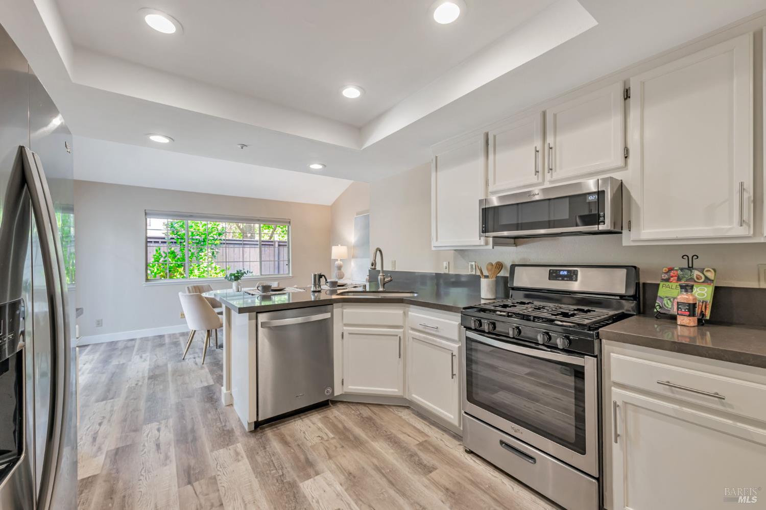 124 Ignacio Valley Cir