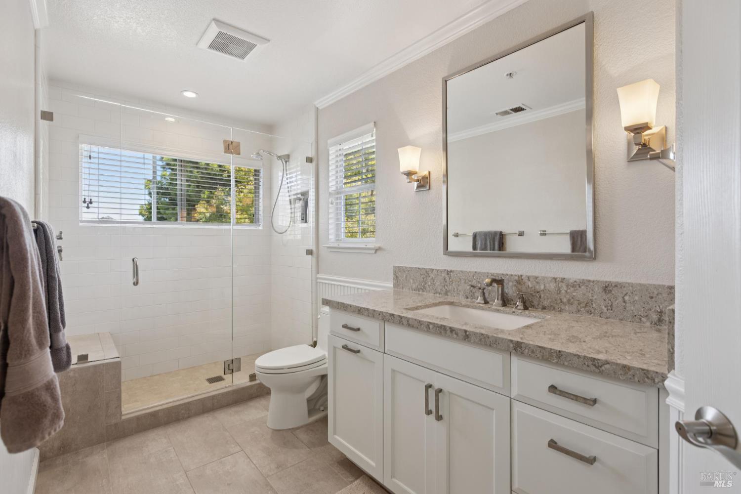 128 Baypoint Dr