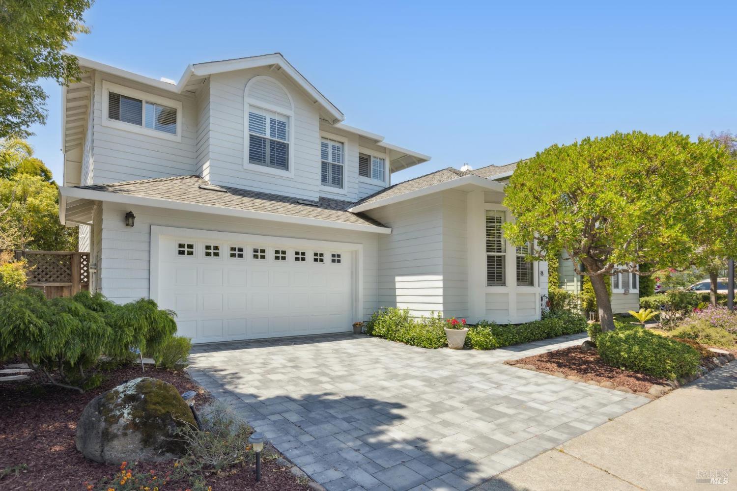 128 Baypoint Dr
