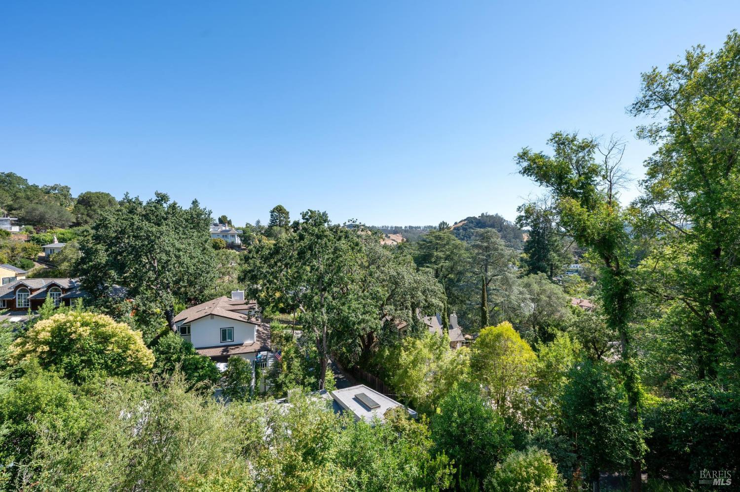 144 Mellville Ave
