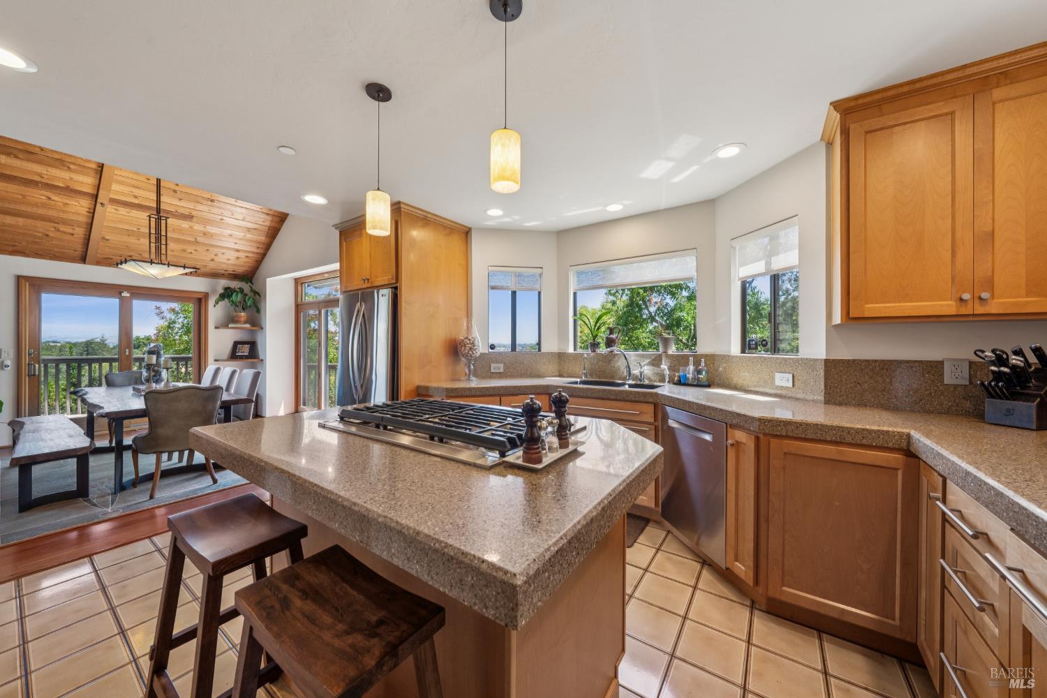 600 Canyon Rd