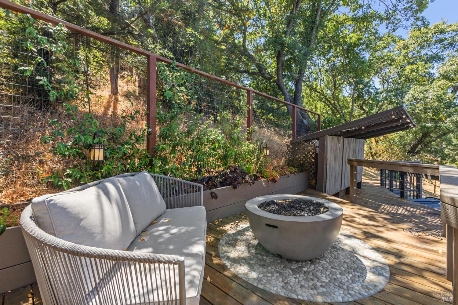 600 Canyon Rd