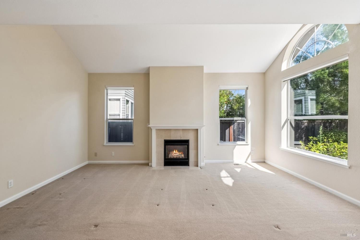 5 Bay Point Village Dr