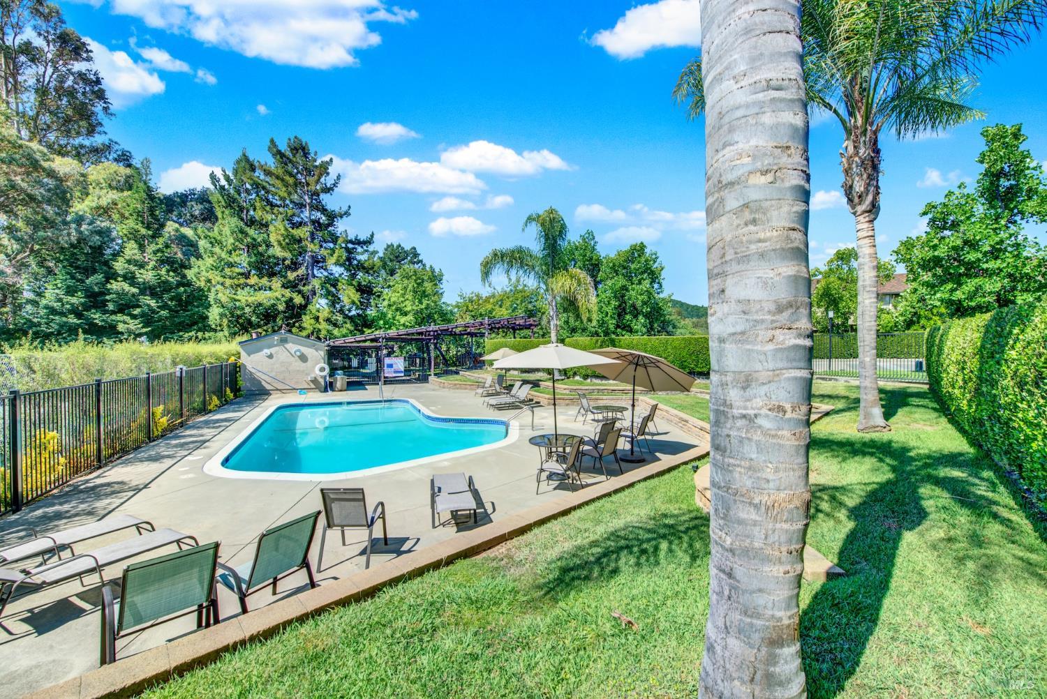 2009 Hawthorne Terrace