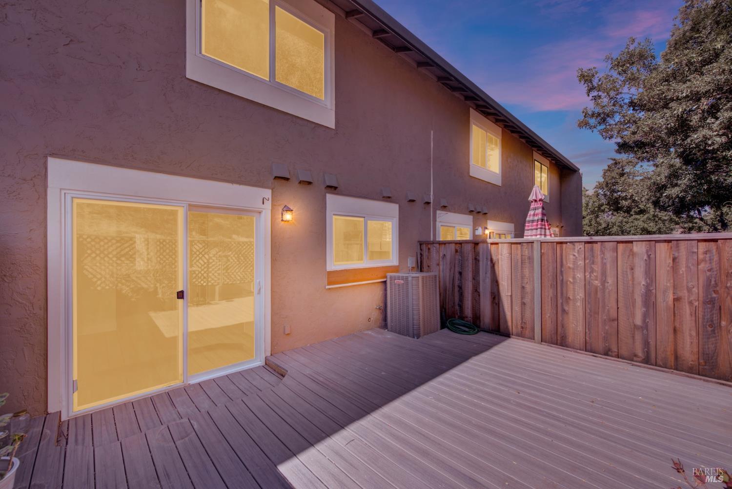 2009 Hawthorne Terrace