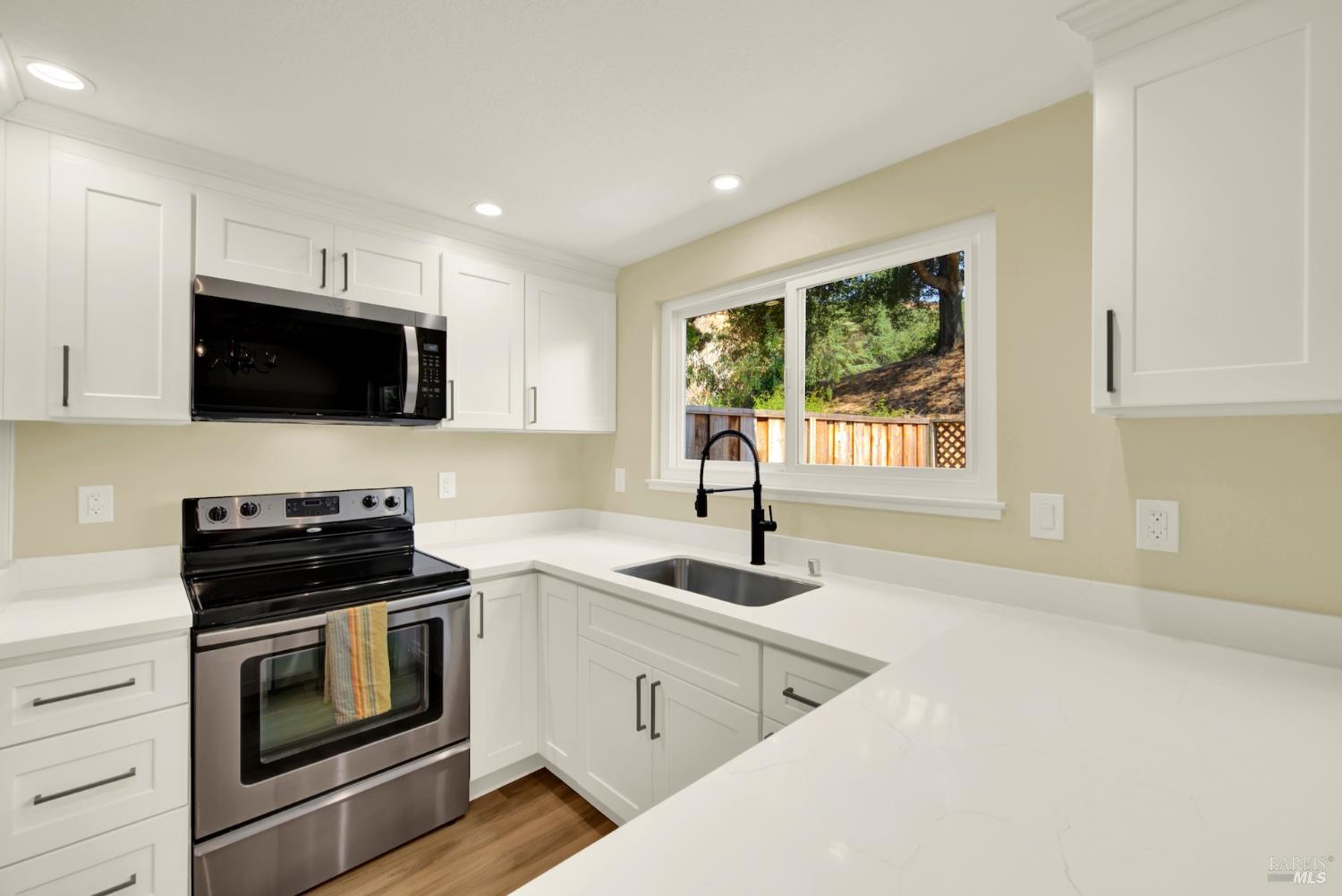 2009 Hawthorne Terrace