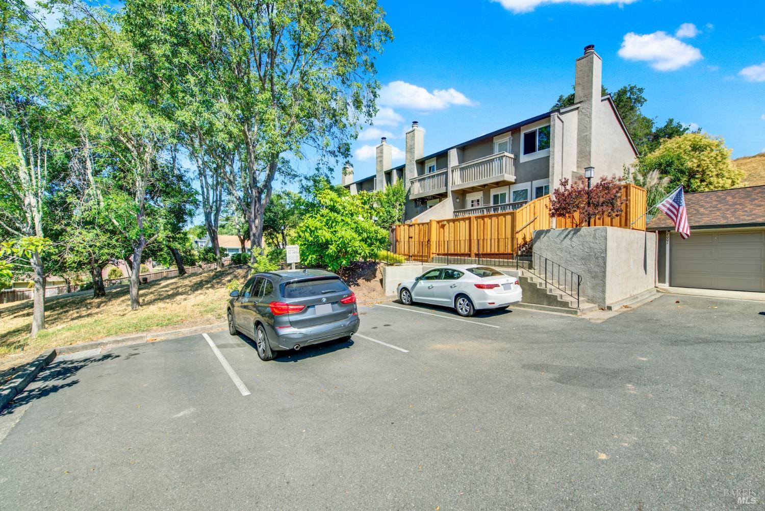 2009 Hawthorne Terrace