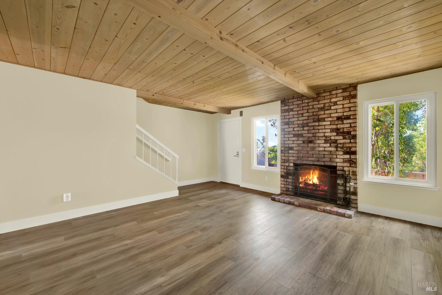 2009 Hawthorne Terrace