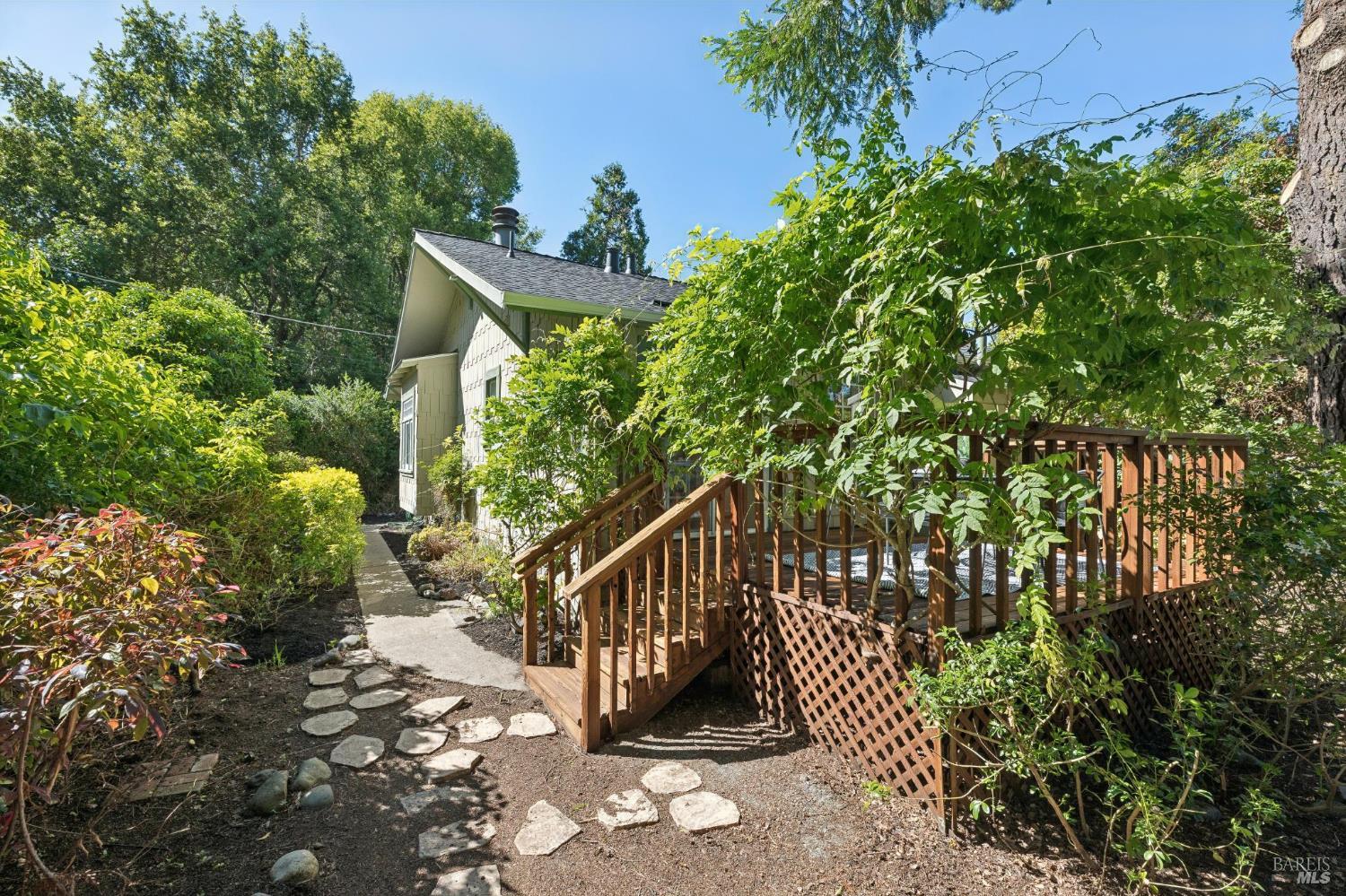 11 Alder Court