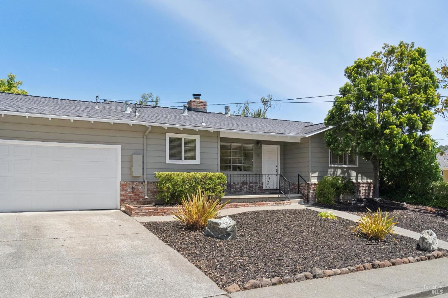 44 Robinhood Drive