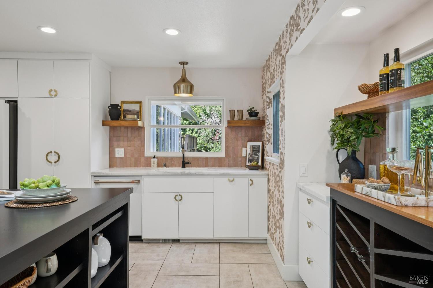 12 Longwood Drive