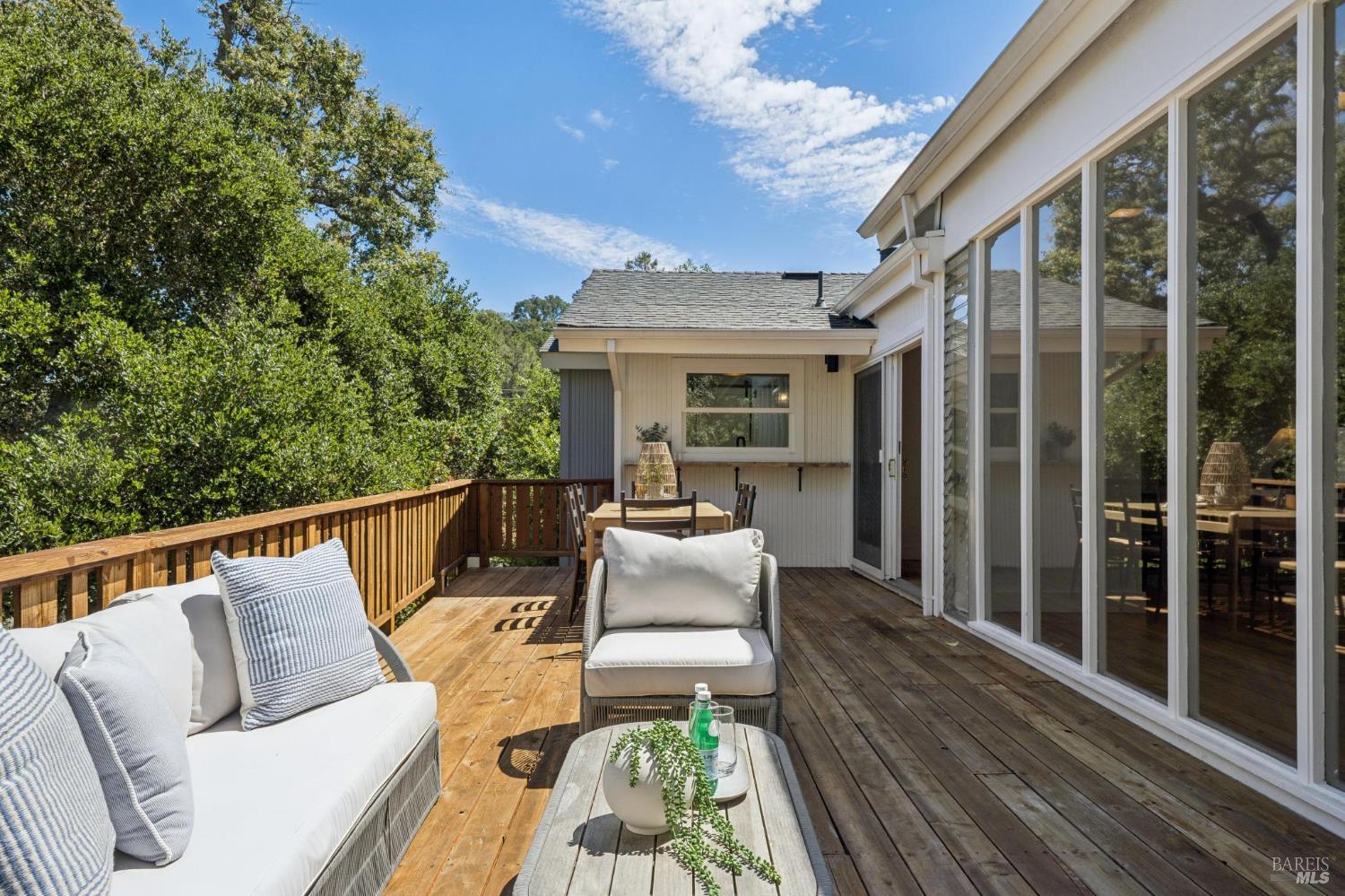 12 Longwood Drive