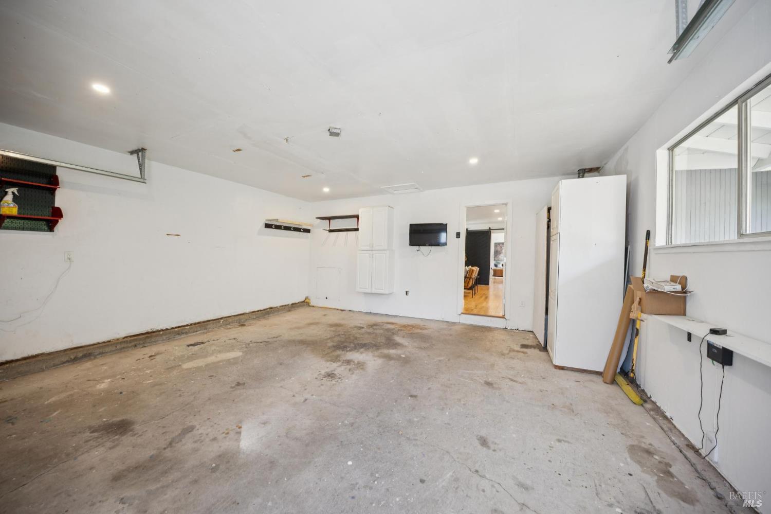 12 Longwood Drive