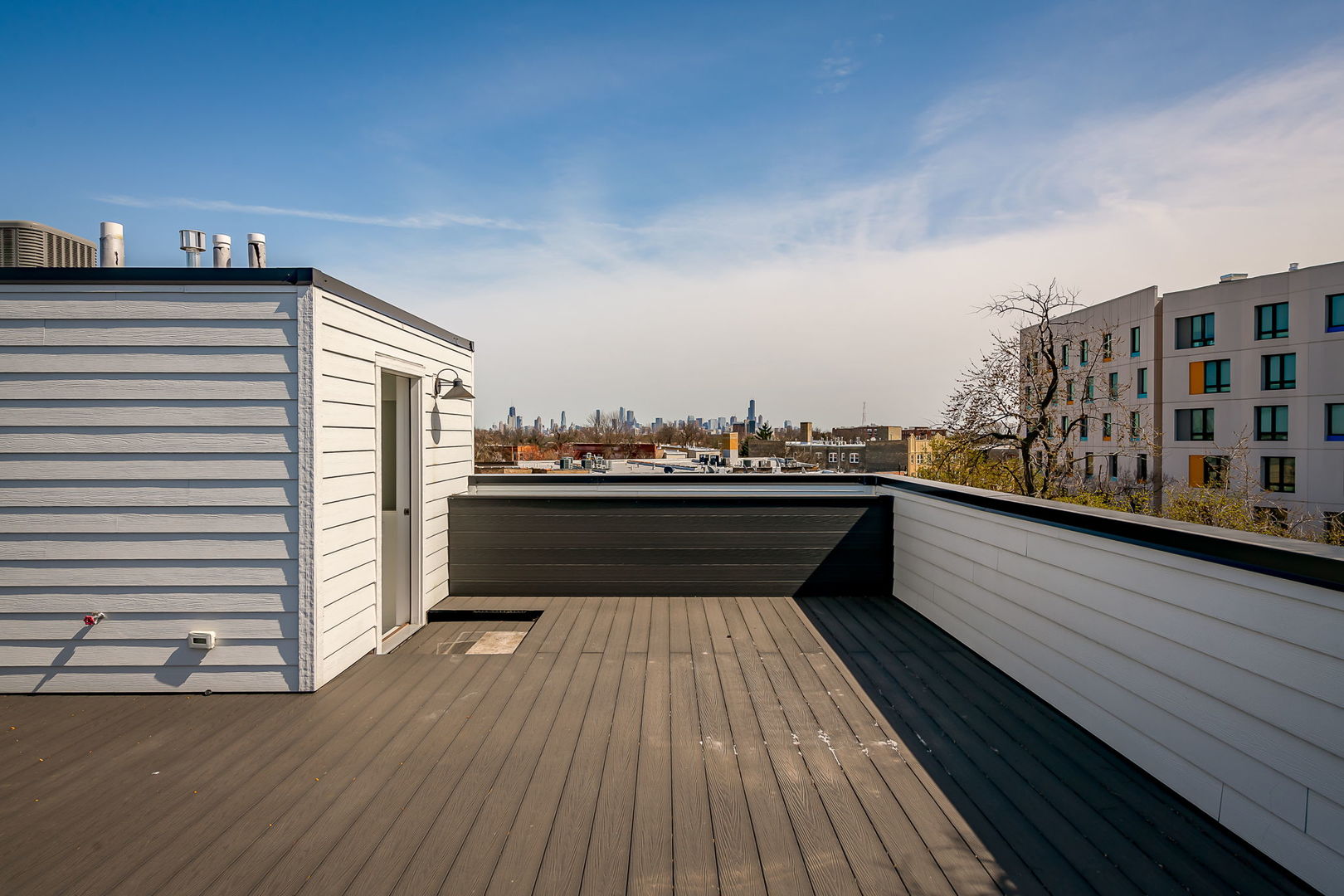 2633 N Emmett Street Unit: 2F
